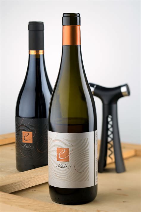 Creating your own personalized wine labels