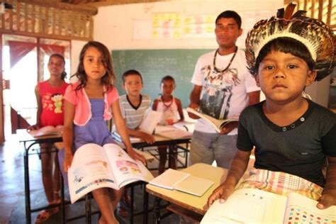 Dia Do Índio Saiba Como Funciona A Educação Indígena