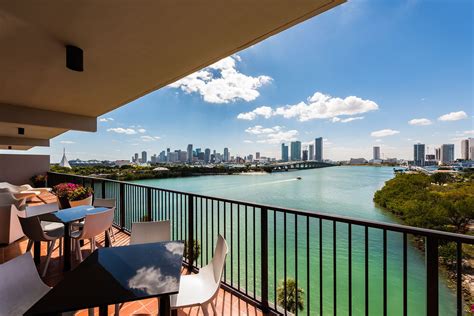 Venetian Islands Condo With Magical View Seeks 12m Curbed Miami