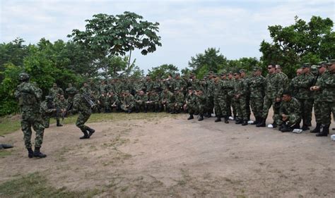 El Ejército Nacional Y La Historia De Colombia Fundelt