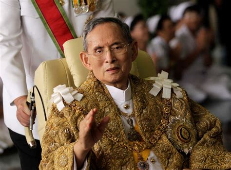 King Of Thailand Dead World S Longest Reigning Monarch King Bhumibol