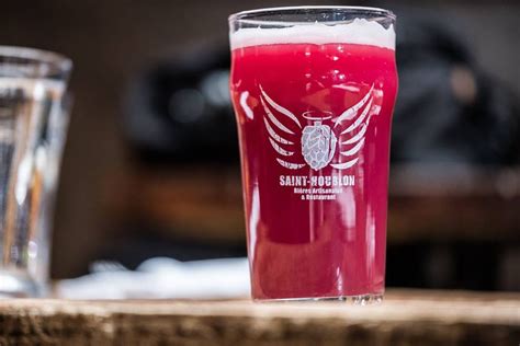 Saint-Houblon Opens Little Italy Craft Beer Bar With 2 Dozen Taps - Eater Montreal