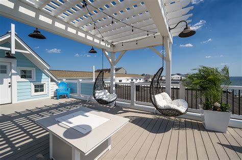 Resort Vibes - Coastal Style Magazine