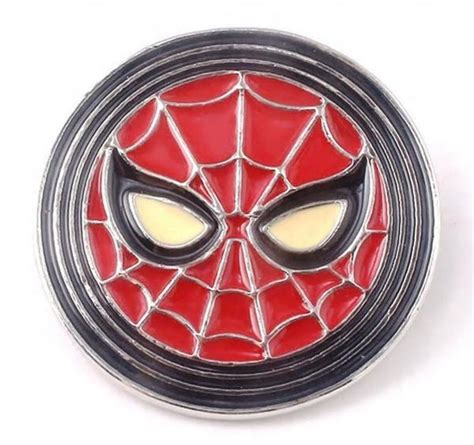 Spiderman Eyes 125 Inches In Diameter Enamel Metal Pin Ebay