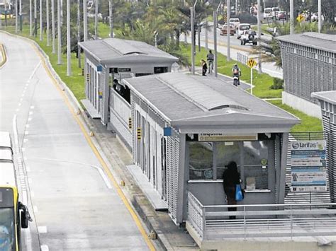 Esquí acuático y moto acuática. El sistema Transmilenio tendrá conexión a wifi gratuita ...