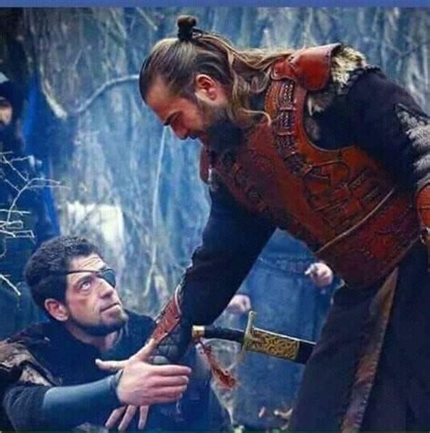 Ertugrul Hd Wallpapers In 2020 Cute Actors Turkish Film Turkish Actors