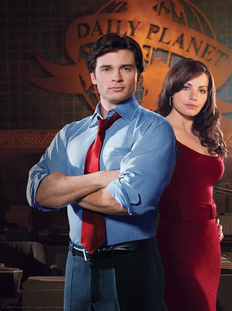 First Look Tom Welling And Erica Durance Back On The Kent Farm For The