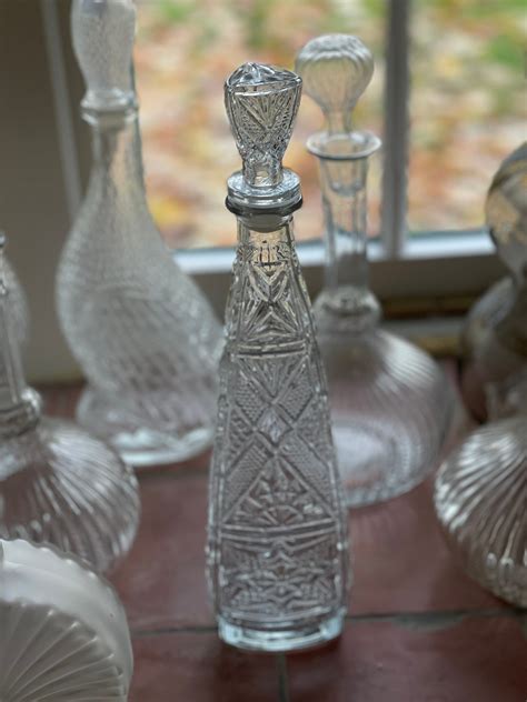 Triangle Genie Bottles 3 Sided Vintage Italian Empoli Glass Decanters In Tiki Deco Triangular