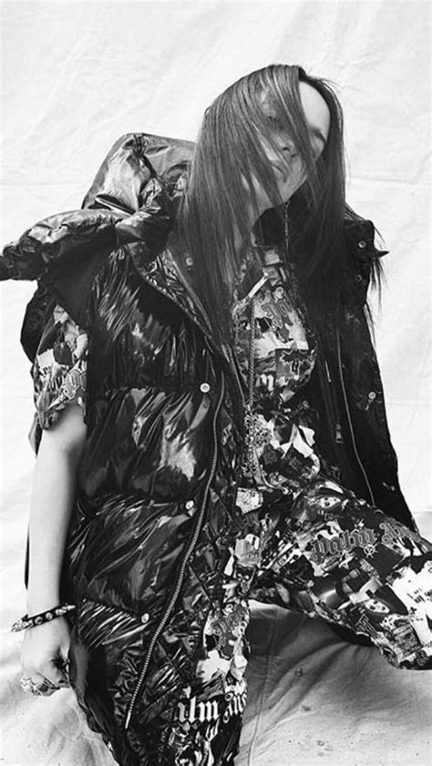 3 on the first look it's on track for what should be eilish's fifth u.k. Pin by ℑ𝔰𝔞𝔟𝔢𝔩𝔩𝔞 on billie. | Billie, Billie eilish, Celebs