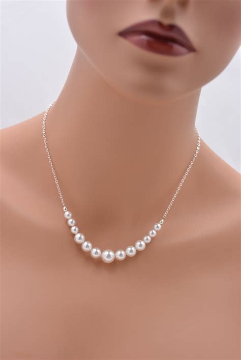 Set Of 6 Bridesmaid Pearl Necklaces Silver And Pearl Strand Etsy