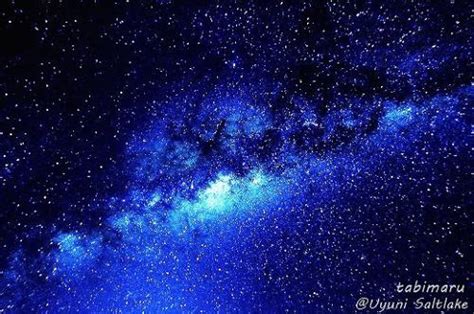 世は言によって成ったが、世は言を認めなかった。 11言は、自分の民のところへ来たが、民は受け 」 16わたしたちは皆、この方の満ちあふれる豊かさの中から、恵みの上に、更に恵みを受けた。 17律法はモーセを通して与えられたが、恵みと真理はイエス・キリストを通して現れたからである。 「鏡張りの星空」ウユニ塩湖で見る宇宙、画像まとめ ...