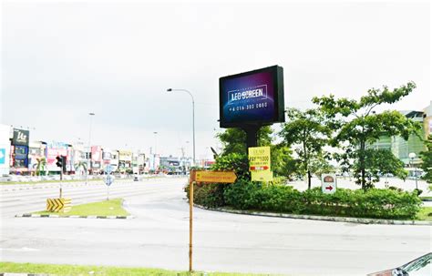 Cleaned and organized india shipments. Bukit Tinggi Aeon, Klang, Selangor LED Screen Advertising
