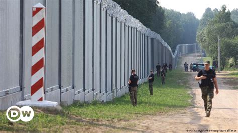 Poland Erects New Border Fence With Belarus Dw 08252022