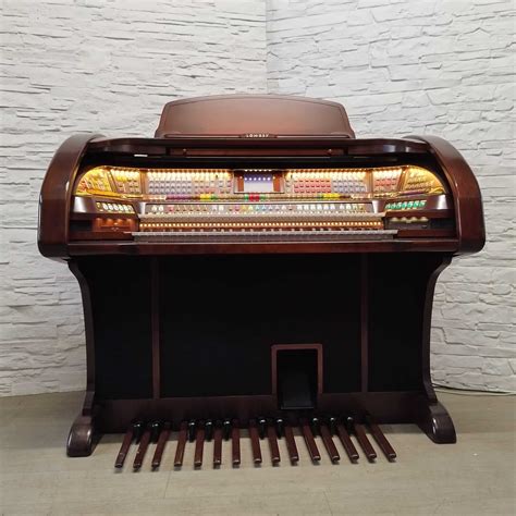 Used Lowrey Prestige Organ Epianos