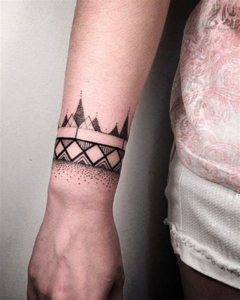 35 Unique Wrist Bracelet And Band Tattoos To Try Fashion Enzyme