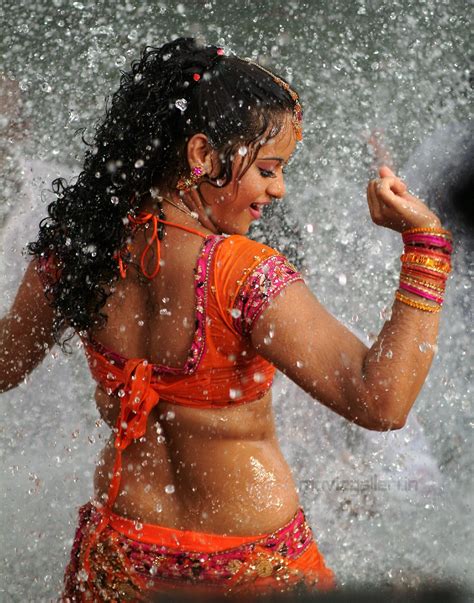 Suja Latest Hot Wet Stills Suja Hot Wet Photos Suja Hot Pics Tamil