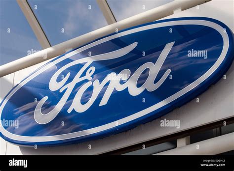 Ford Sign At A Dealership In Cambridge Stock Photo Alamy