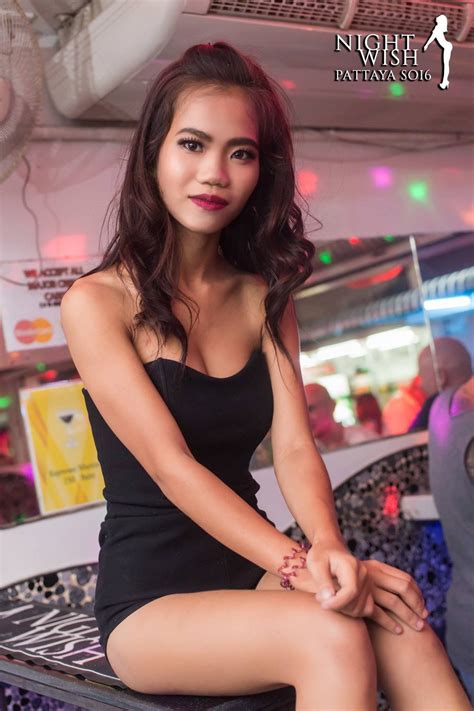 Https Pattaya Bars Com Pattaya Asian Girl Swimming