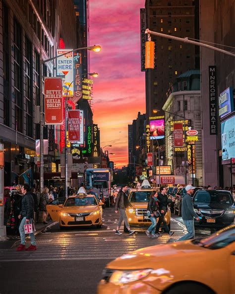 2 Cars And Invasive Lighting Today New York City Travel Nyc Vacation New York City