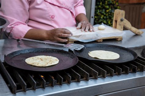 The 3 Best Comal Pans Of 2021 A Chefs Guide
