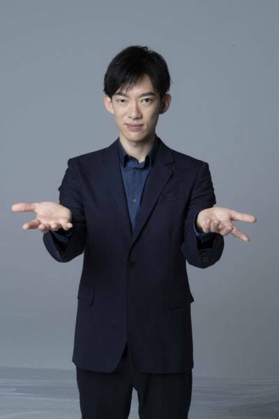 メンタリストdaigo is the author of 自分を操る超集中力 (3.85 avg rating, 27 ratings, 2 reviews), 花掉的錢都會自己流回來：啟動「金錢螺旋」，用錢越多反而更有錢 (3.95 avg rating, 22 ratings, 3 discover new books on goodreads. メンタリスト・DaiGo「"正しい選択"より"後悔しない選択"を ...