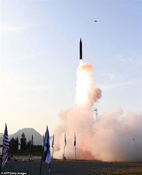 Israel And Us Successfully Test Long Range Arrow 3 Missiles Over Alaska