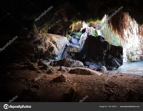 David Cave In Rocks Of Ein Gedi Near Dead Sea Stock Photo By ©marinka