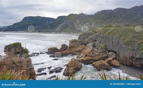 Punakaiki Pancake Rocks Blowholes West Coast New Zealand Stock Photo
