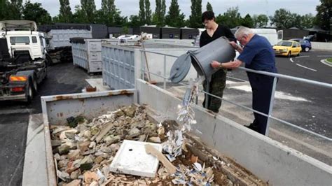 N'hésitez pas à téléphoner à la décheterie avant de vous déplacer. Tours : la déchetterie quitte les Douets pour la Milletière