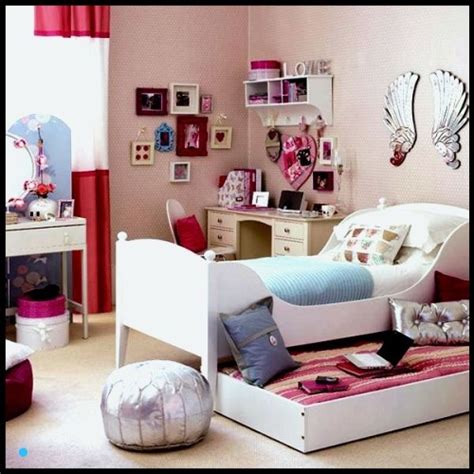 My message box is always open if you have any questions! girls bedroom on Tumblr