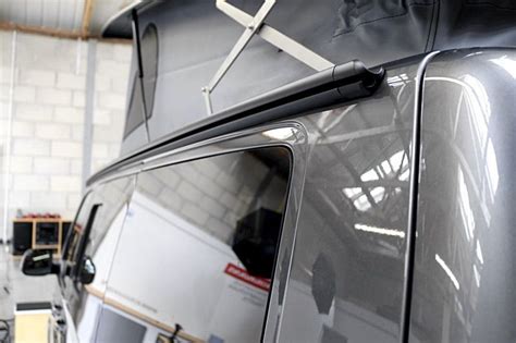 Reimo Multirail Awning And Gutter Rail For T4t5t6 Uk Vans Complete With
