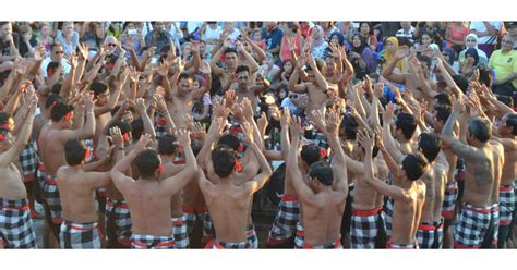 Pola Lantai Tari Kecak Tarian Tradisional Yang Mendunia