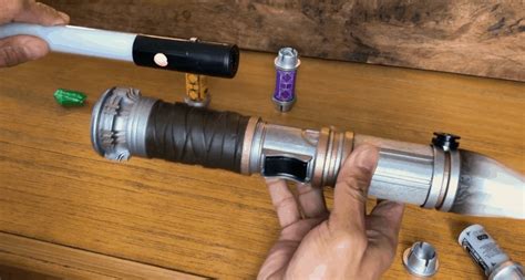Photos Video First Impressions Of Custom Built Lightsabers From Savi