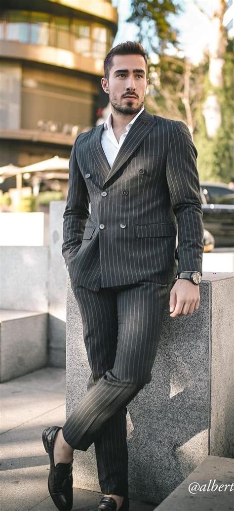 5 Pinstripe Suit Colors To Add To Your Wardrobe Now Pinstripe Suit Black Pinstripe Suit