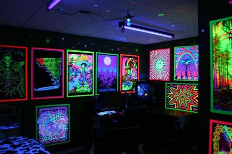 Awesome Bedrooms Cool Rooms Bedroom Themes Bedroom Decor Dope Room Black Light Room Planer