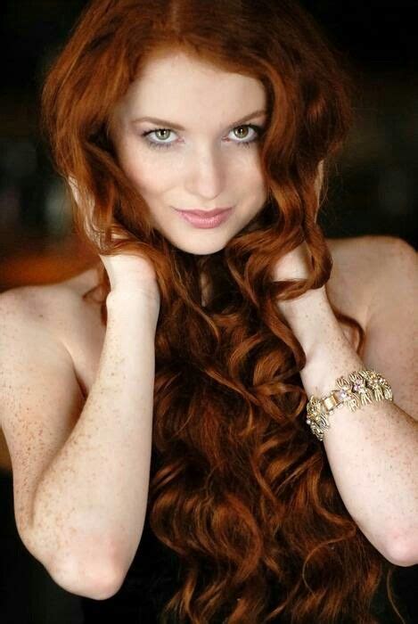 Pin By Heather Koory On En Rouge Beautiful Redhead Redhead
