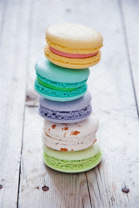 French colorful macarons | Colorful desserts, Colorful macarons, Macaron recipe