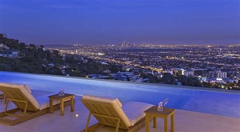 Gigantische häuser in mitten von wäldern. 4 Los Angeles Luxus-Häuser mit toller Aussicht