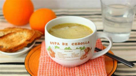 Sopa de cebolla ligera receta fácil paso a paso