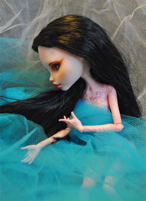 Minda Arte Ooak Custom Repainted Monster High Doll Draculaura