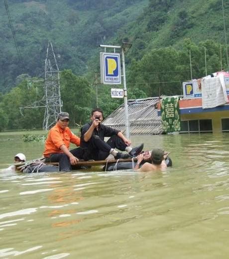 Inondations Dans Le Sud Est Asiatique Au Moins 25 Victimes