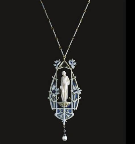 René Lalique Art Nouveau Jewelry Pendant Antique Jewelry