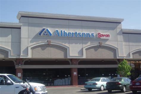 Grocery Retailer Albertsons Plans To Raise 13b In Ipo