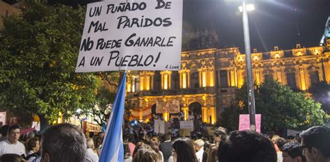 Tucumán nueva y masiva marcha en reclamo de transparencia electoral