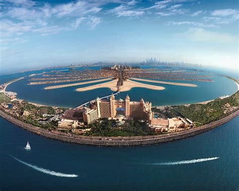 Dubai Hotel Atlantis Palm Jumeirah Island Overlooking The Arabian Gulf
