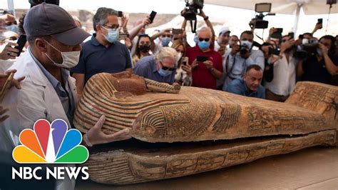 Egyptian Mummies Discovered After Being Buried For More Than 2600