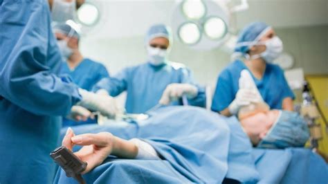 how to become an anesthesiologist anesthesiologist schooling cost programs and salary