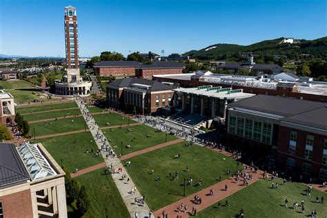 Liberty University Enrolls Largest Student Body In History Online