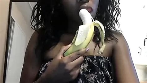 Guidez Vous Pour Bien Manger Une Banane Xhamster