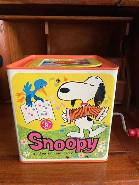 Vintage 1966 Mattel Peanuts Snoopy Jack In The Box Tin Windup Etsy